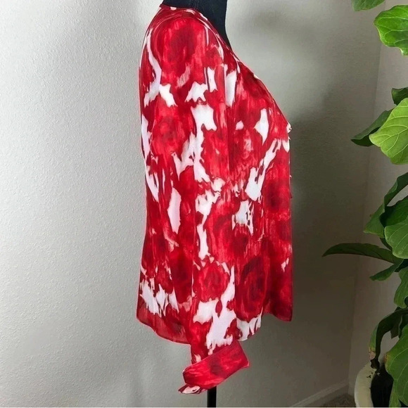 Anne Klein Red White Sheer Floral Blouse Top Size Large - Picture 8 of 12